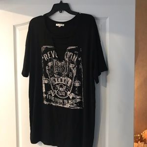 Plus size distressed tee